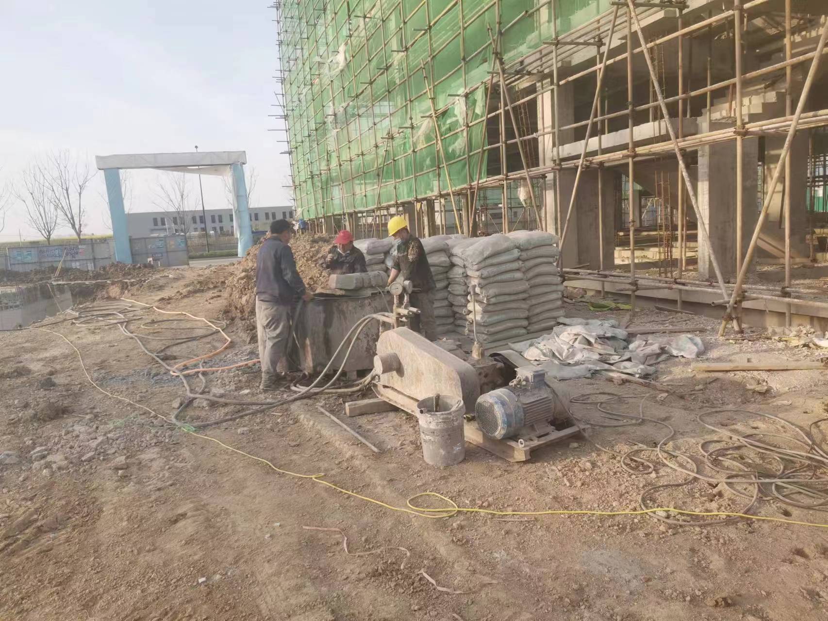 咸丰别墅下沉注浆